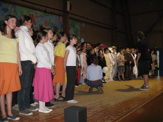 2011 034